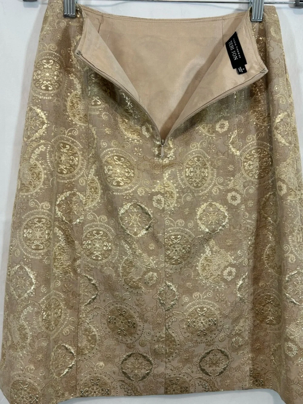 Rickie Freeman for Teri Jon preowned no